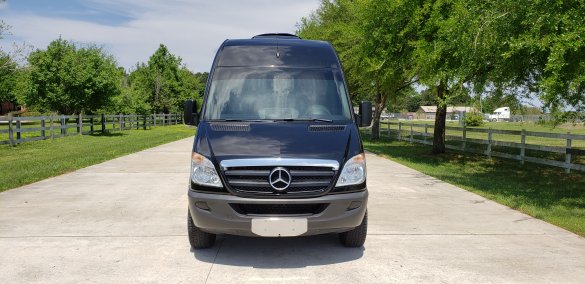 2012 Freightliner Sprinter 2500 Sprinter for Sale in Houston, TX - Photo 2