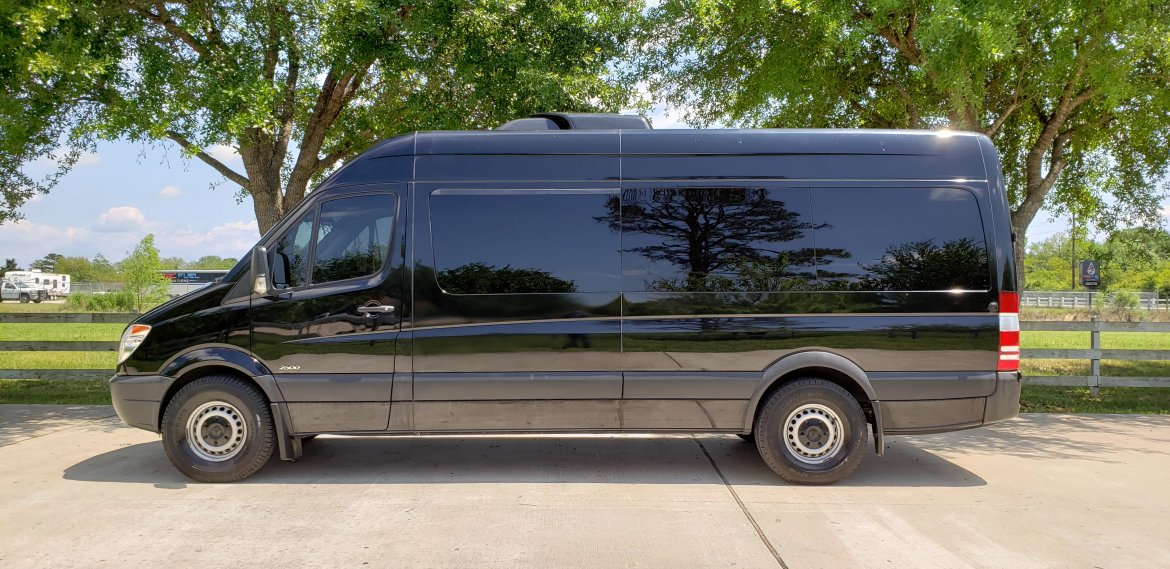 Used 2012 Freightliner Sprinter 2500 for sale #WS-12135 | We Sell Limos