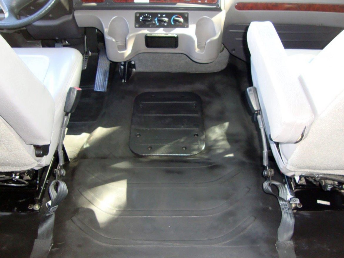 Shuttle Bus for Sale in Carson, CA - Photo 30