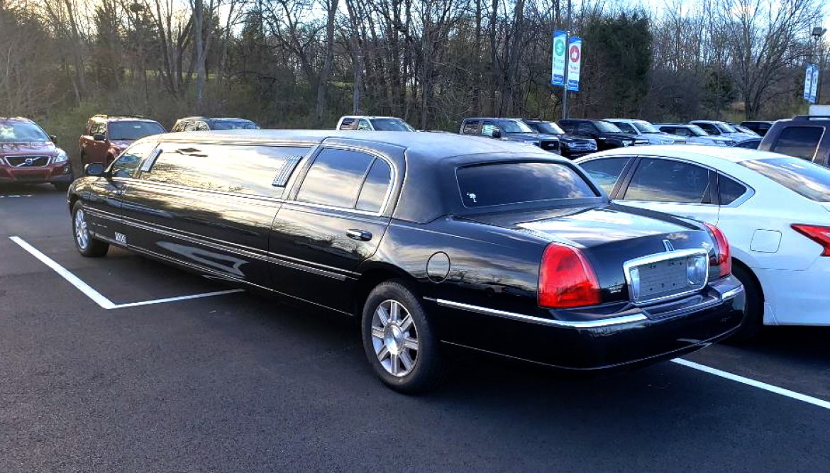 Limousine for Sale in Oaklyn, NJ - Photo 6