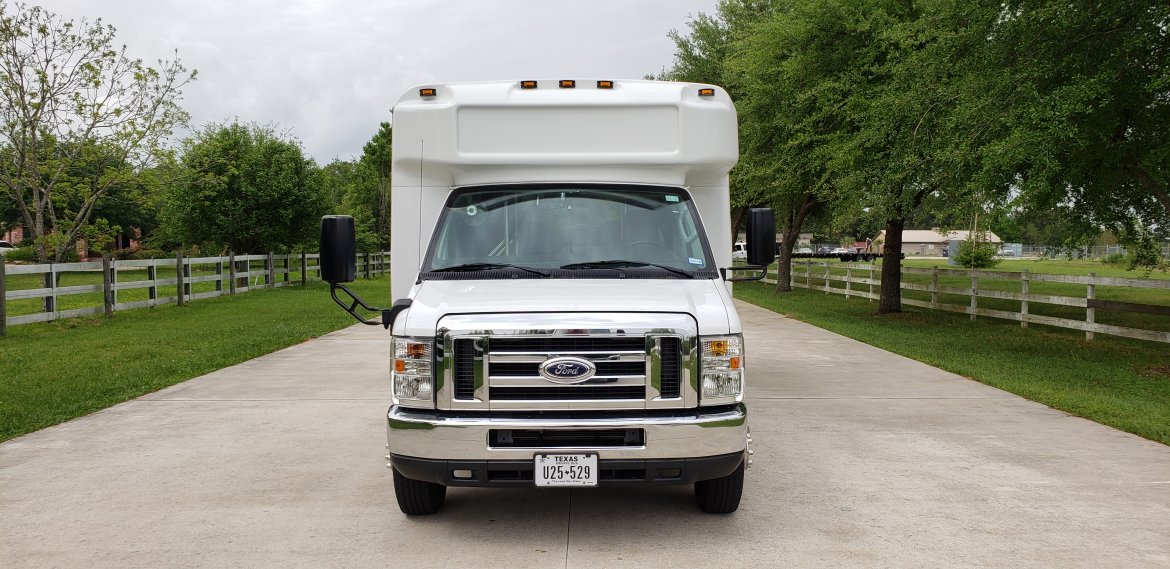Shuttle Bus for Sale in Houston, TX - Photo 2