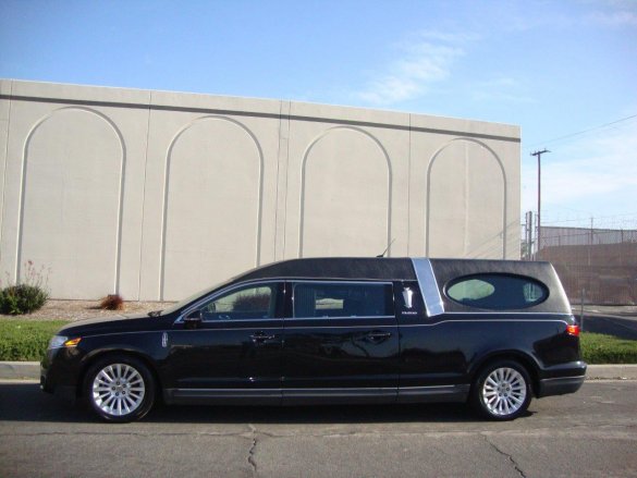 2012 Lincoln Stratford Funeral for Sale in Carson, CA - Photo 2