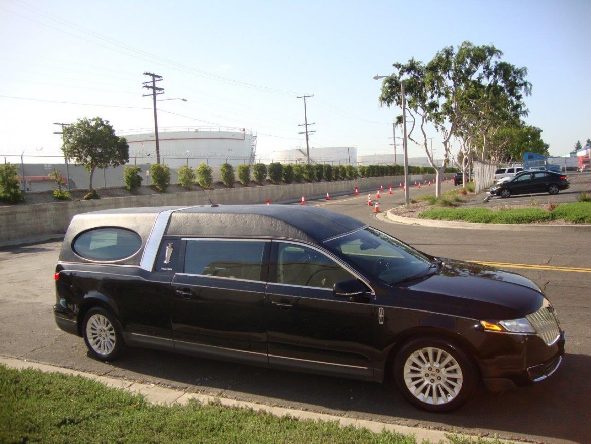 Funeral for Sale in Carson, CA - Photo 10