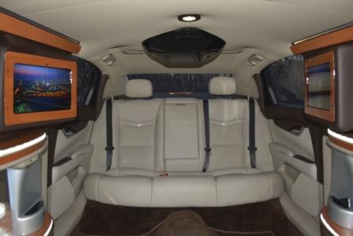 Limousine for Sale in New Providence, NJ - Photo 8