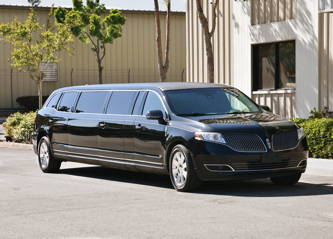 Limousine for Sale in Fontana, CA - Photo 7