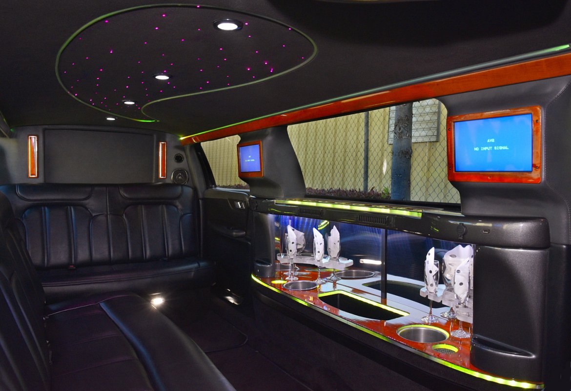 Limousine for Sale in Fontana, CA - Photo 11