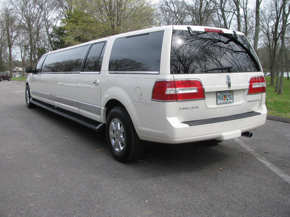 SUV Stretch for Sale in Nashville, TN - Photo 4