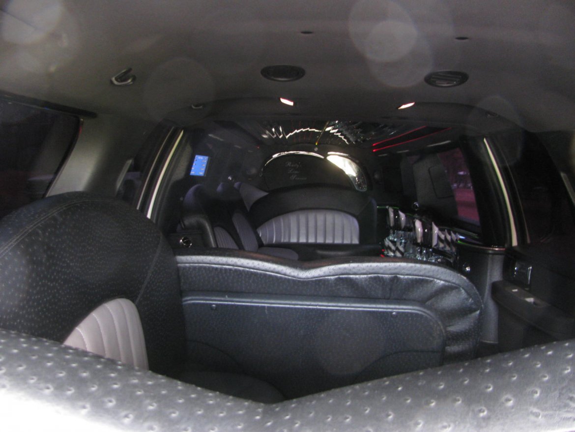 SUV Stretch for Sale in Nashville, TN - Photo 19