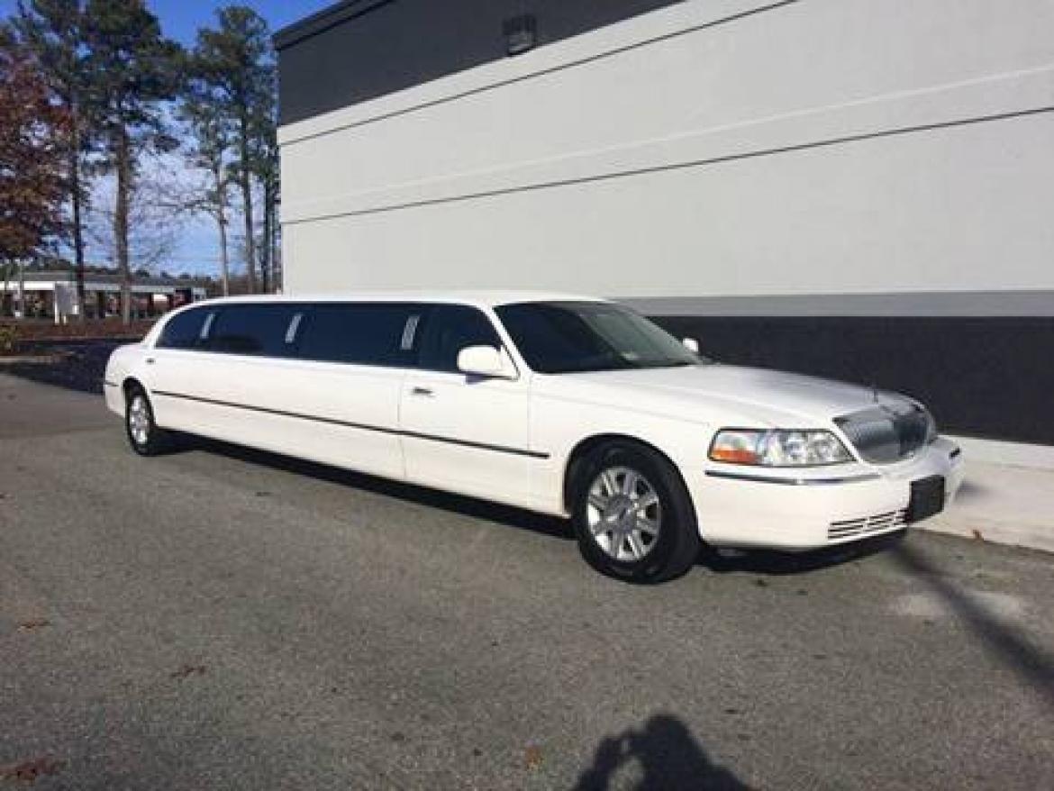 Photo of Limousine for sale: 2007 Lincoln Town Car 120" by DaBryan