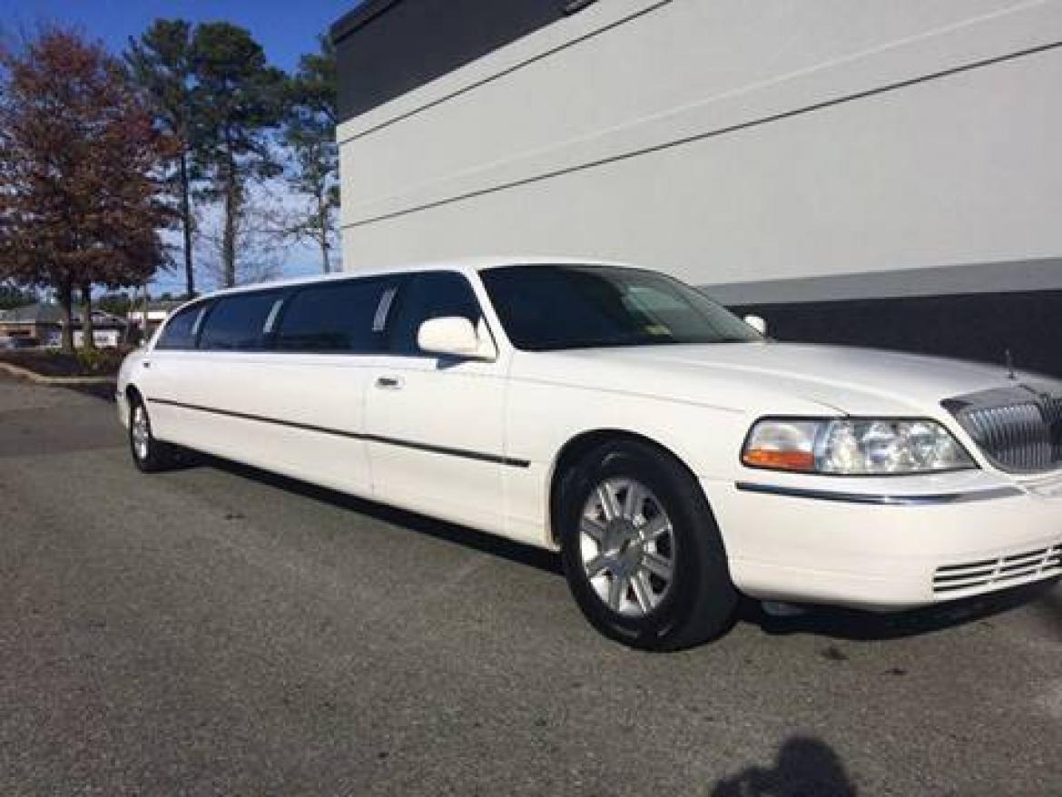 Photo of Limousine for sale: 2007 Lincoln Town Car 120" by DaBryan