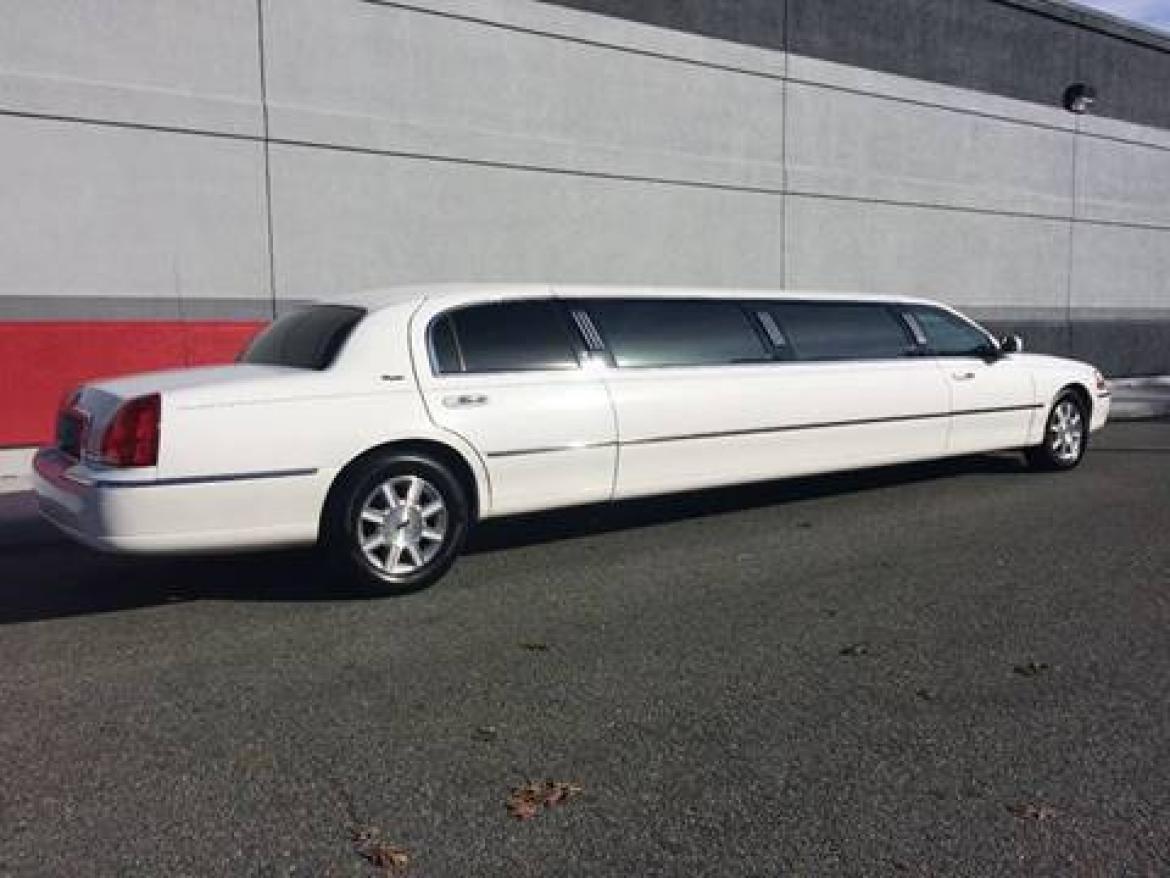 Photo of Limousine for sale: 2007 Lincoln Town Car 120" by DaBryan
