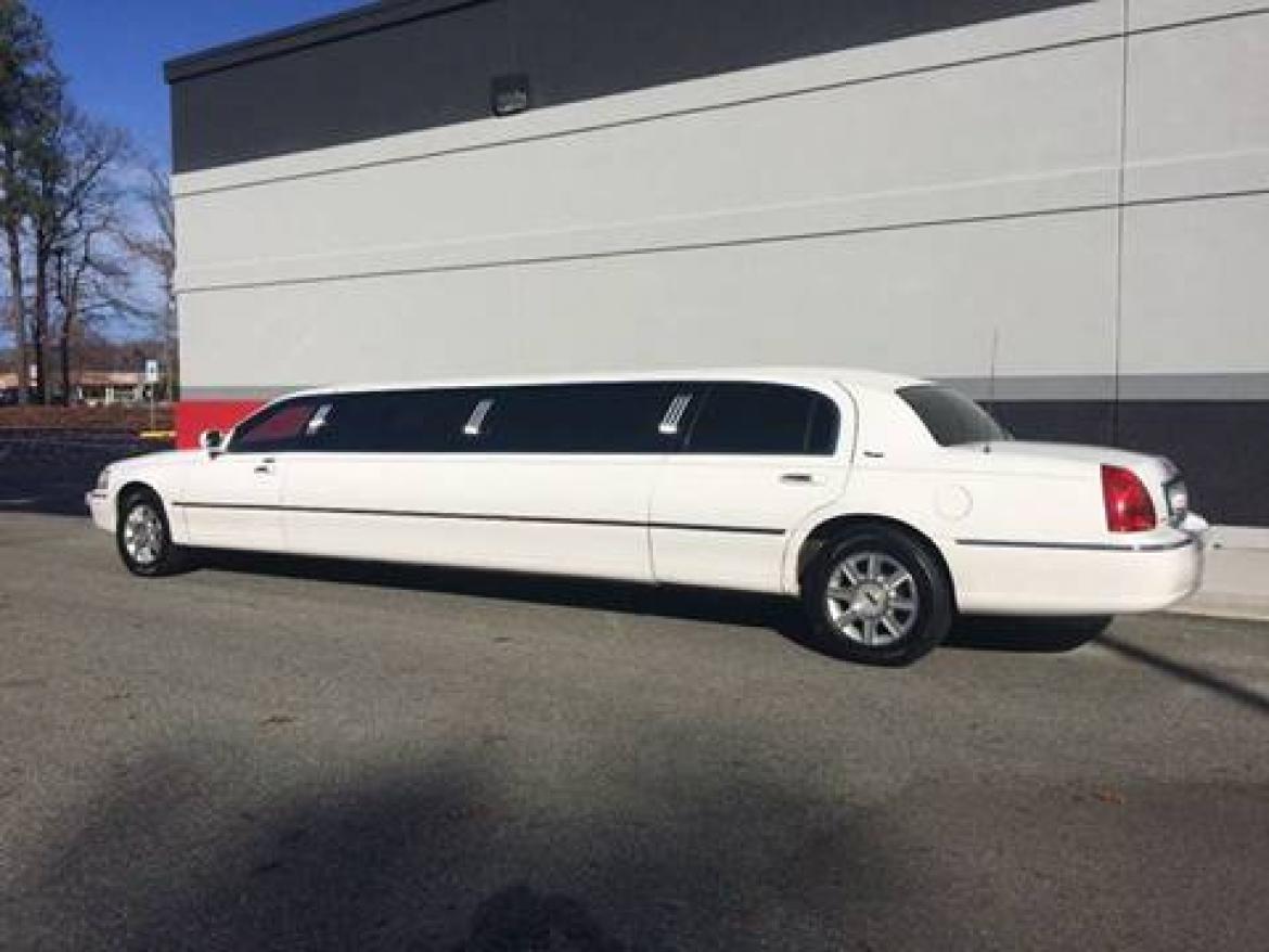 Photo of Limousine for sale: 2007 Lincoln Town Car 120" by DaBryan