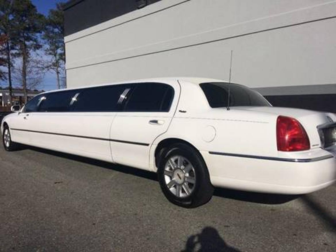 Photo of Limousine for sale: 2007 Lincoln Town Car 120" by DaBryan