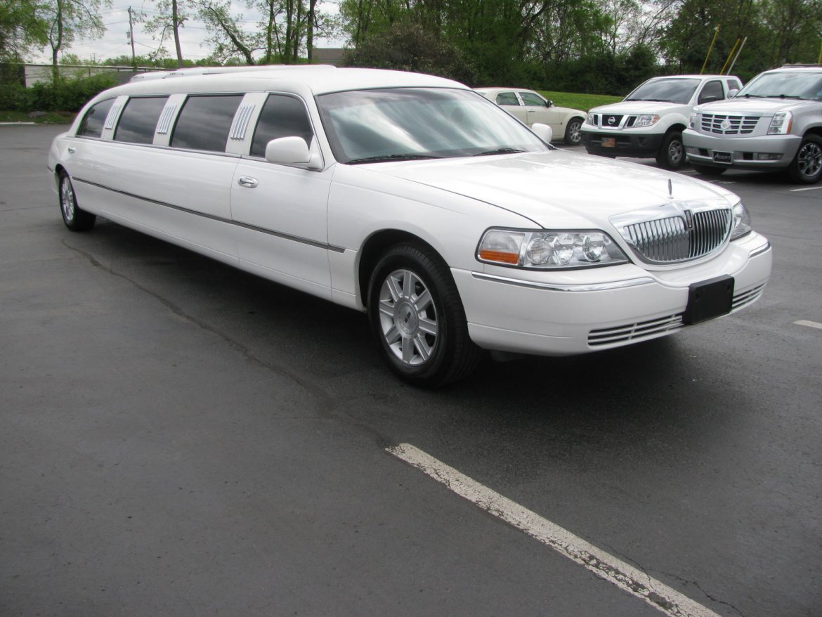 Limousine for Sale in Nashville, TN - Main Photo