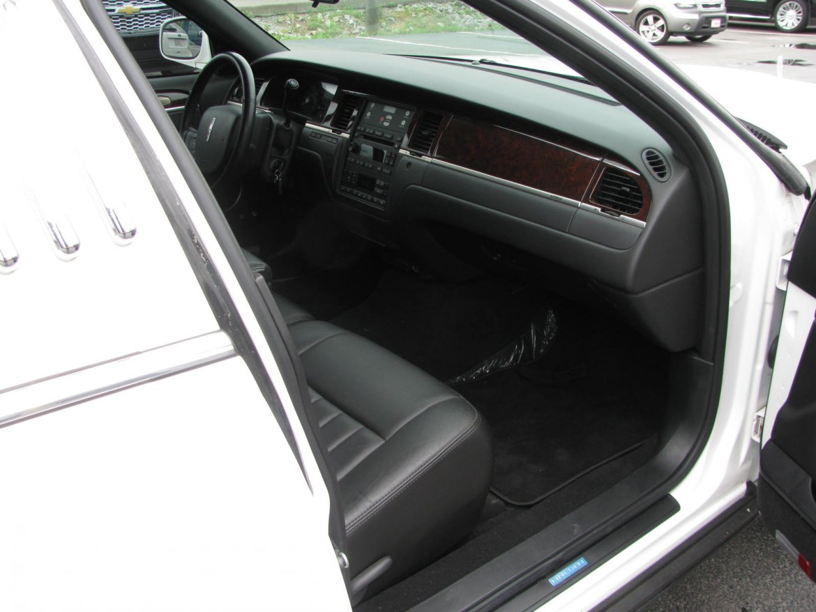 Limousine for Sale in Nashville, TN - Photo 6