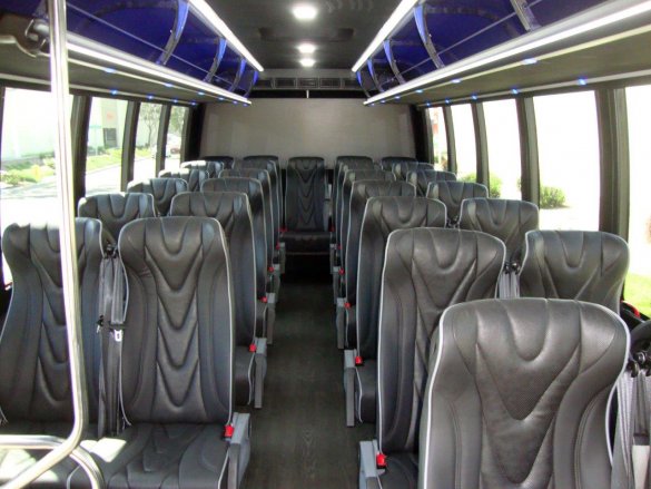 2017 Ford F-550 XL Super Duty Shuttle Bus for Sale in Carson, CA - Main Photo