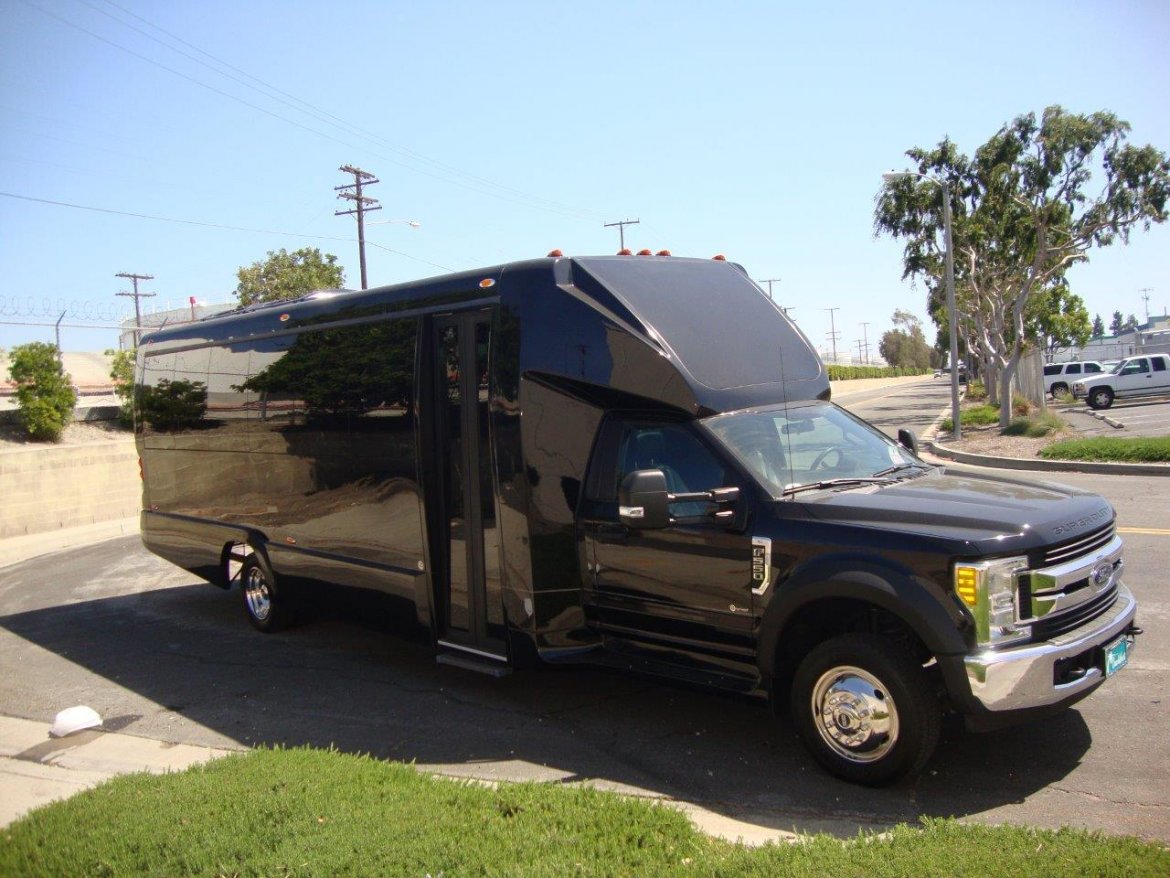 Shuttle Bus for Sale in Carson, CA - Photo 11