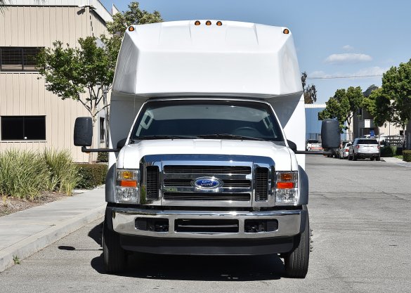 2010 Ford F-550 Limo Bus for Sale in Fontana, CA - Photo 3