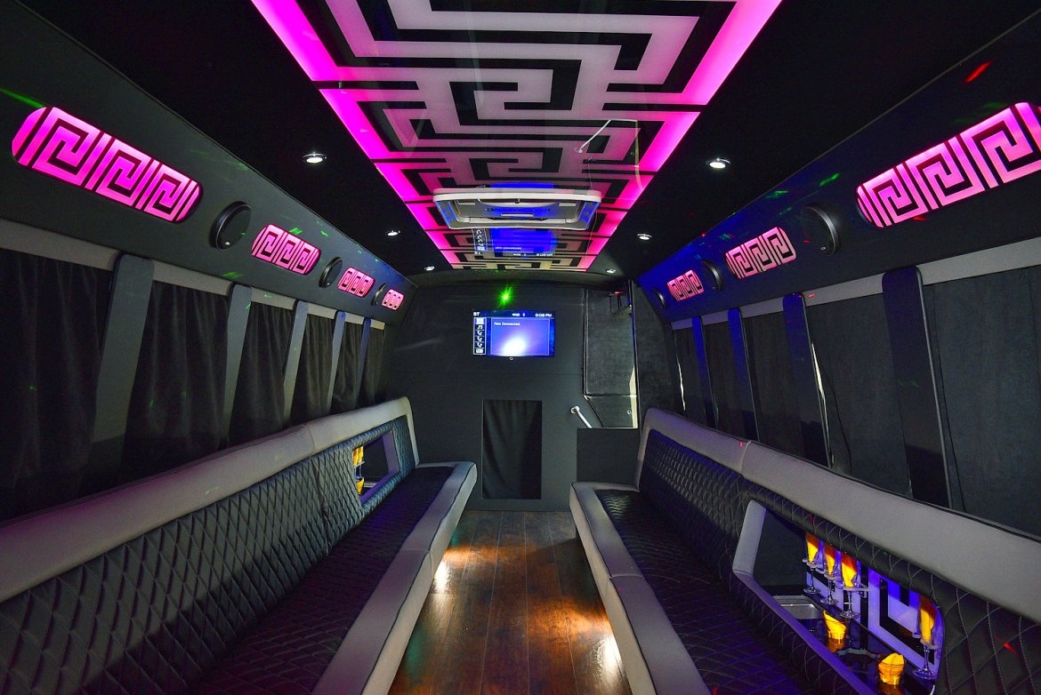Limo Bus for Sale in Fontana, CA - Photo 12