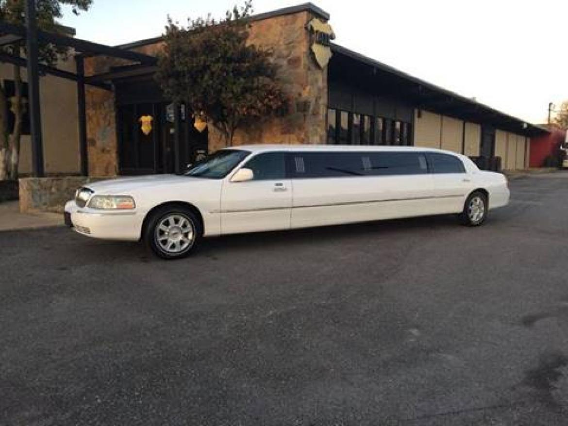 Photo of Limousine for sale: 2007 Lincoln Town Car 120" by Executive Coach Builders