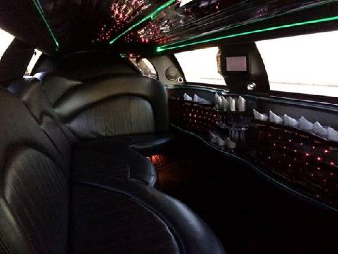 Photo of Limousine for sale: 2007 Lincoln Town Car 120" by Executive Coach Builders
