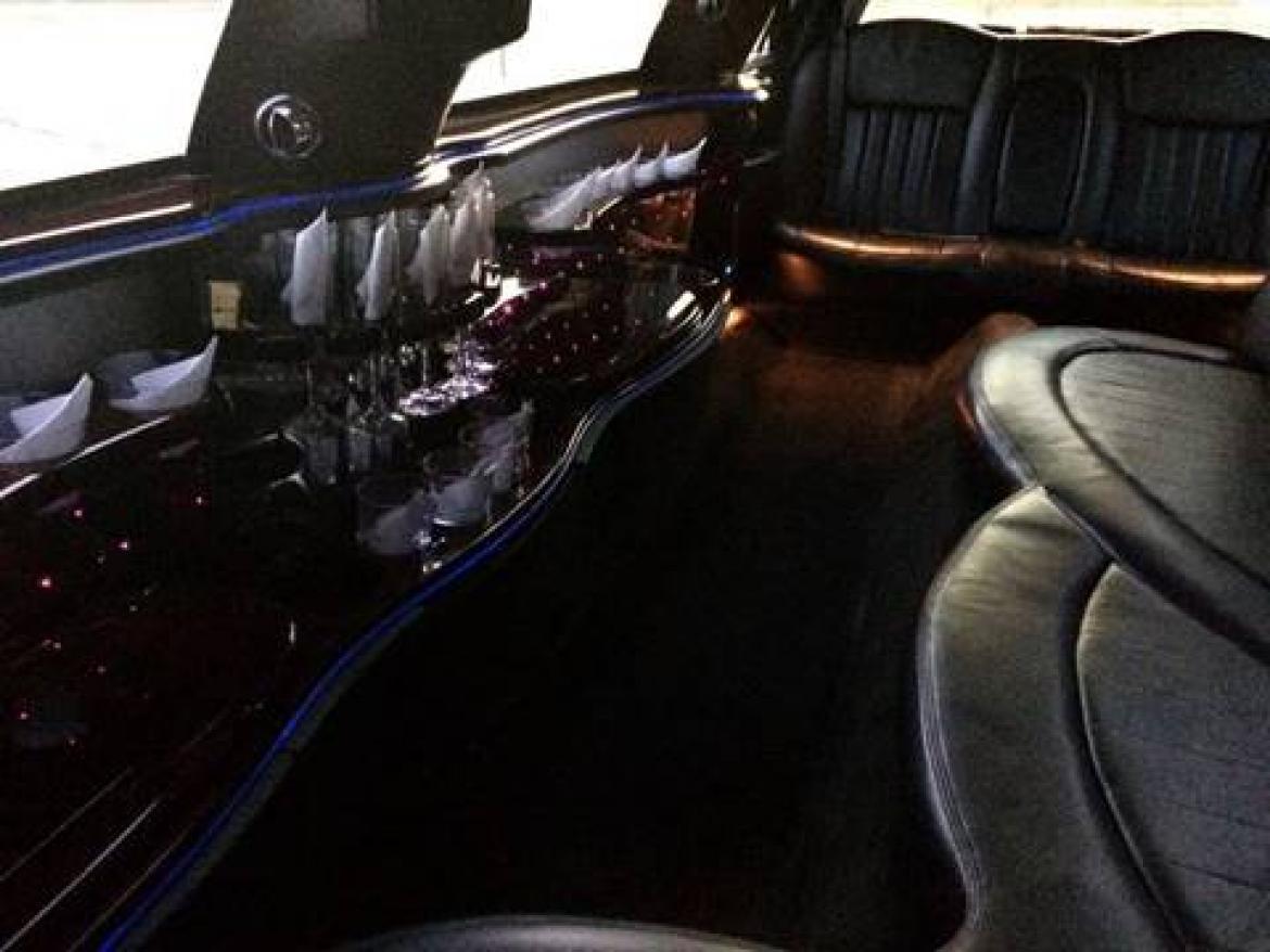 Photo of Limousine for sale: 2007 Lincoln Town Car 120" by Executive Coach Builders
