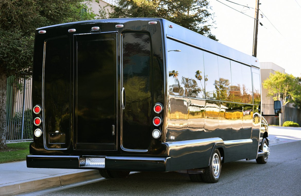 Limo Bus for Sale in Fontana, CA - Photo 5
