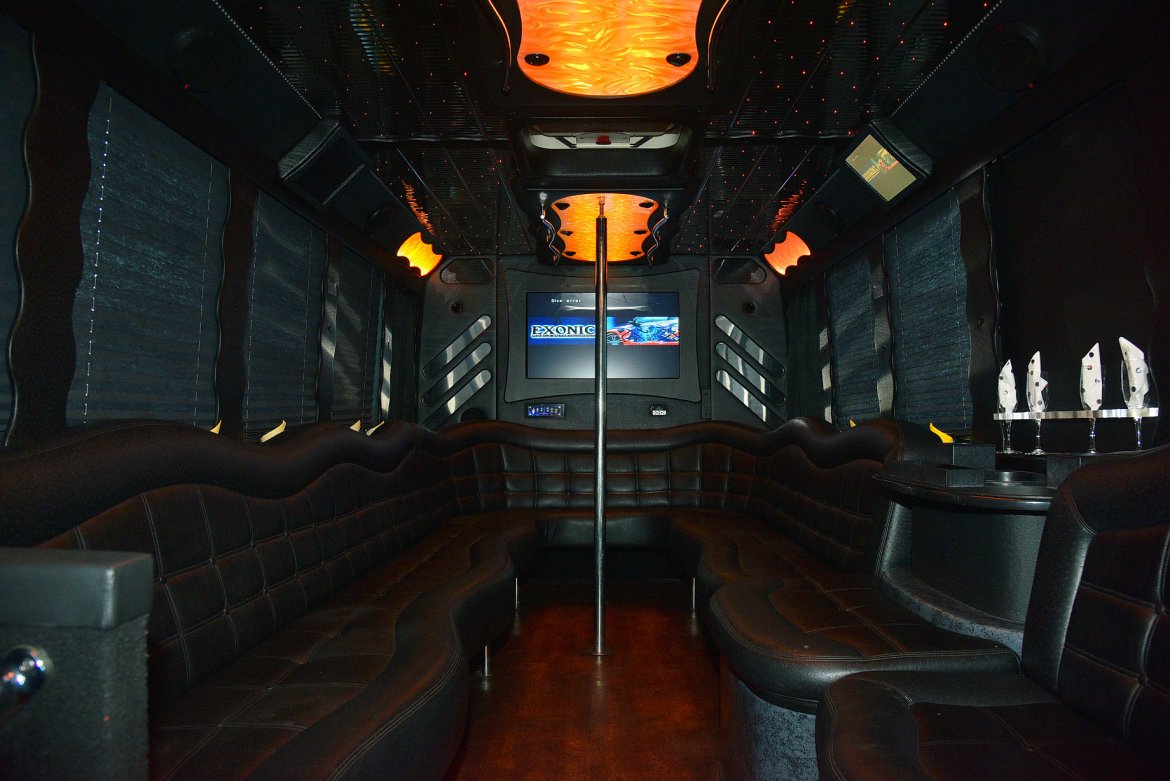 Limo Bus for Sale in Fontana, CA - Photo 14