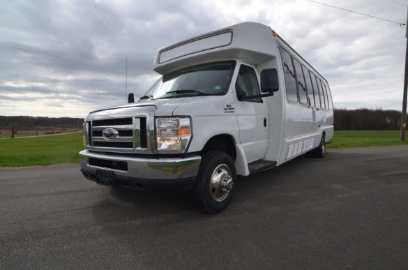 2011 Ford E-450 Limo Bus for Sale in North East, PA - Main Photo