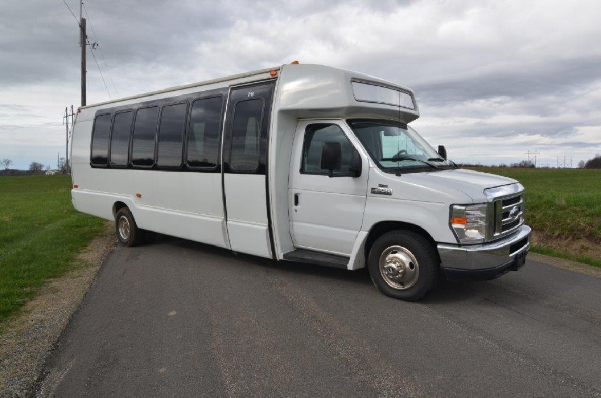 Limo Bus for Sale in North East, PA - Photo 2