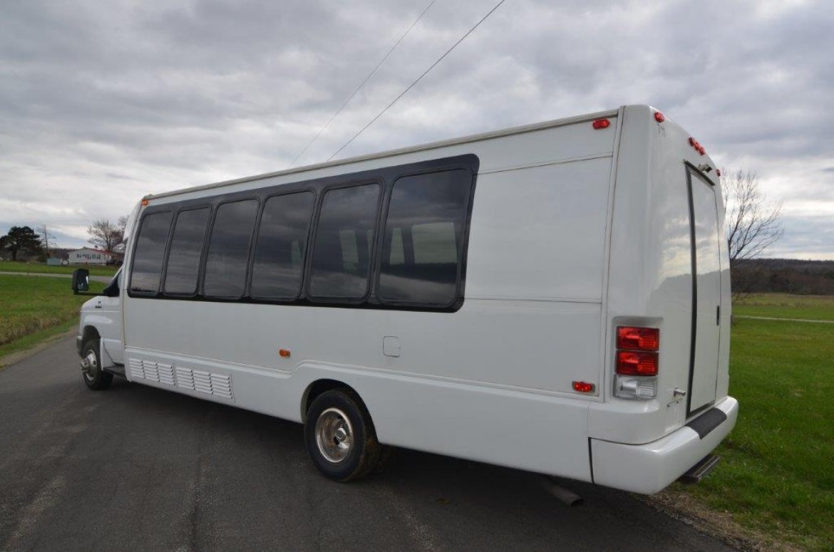 Limo Bus for Sale in North East, PA - Photo 5