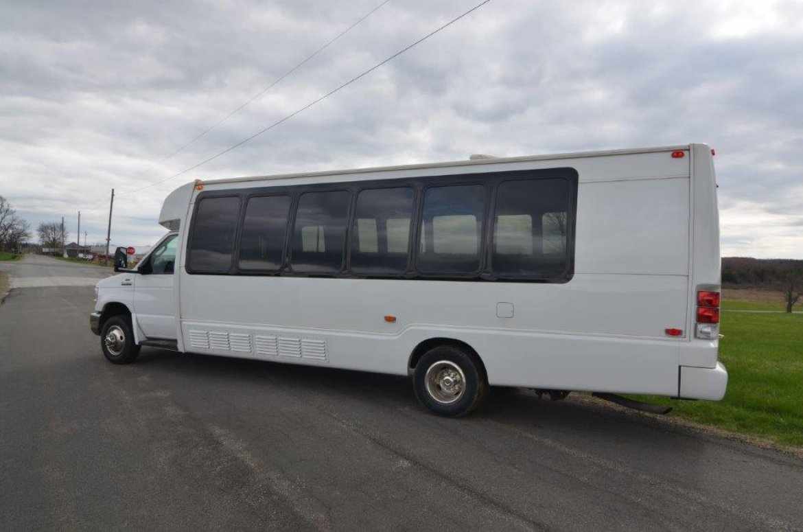 Limo Bus for Sale in North East, PA - Photo 6