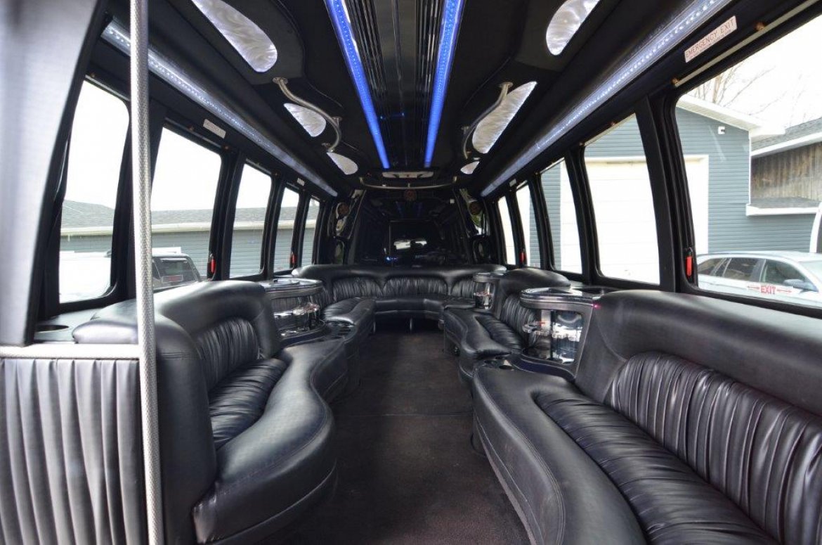 Limo Bus for Sale in North East, PA - Photo 11