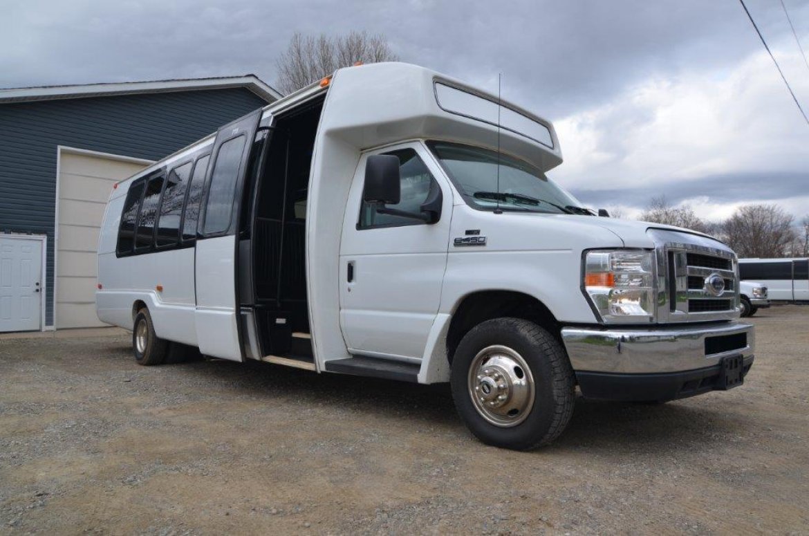 Limo Bus for Sale in North East, PA - Photo 20