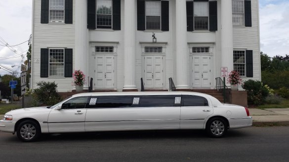 2004 Lincoln 120 " Town Car Limousine for Sale in Milford, CT - Main Photo