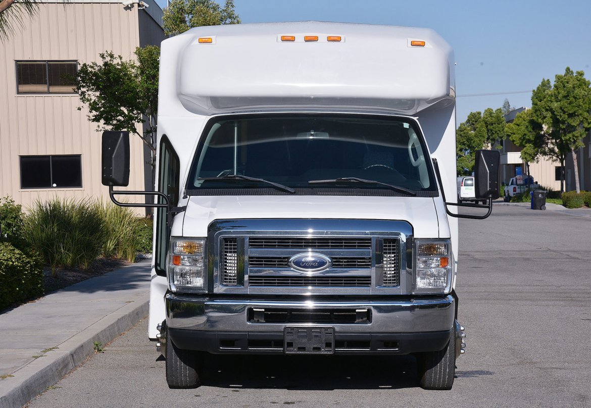 Shuttle Bus for Sale in Fontana, CA - Photo 4