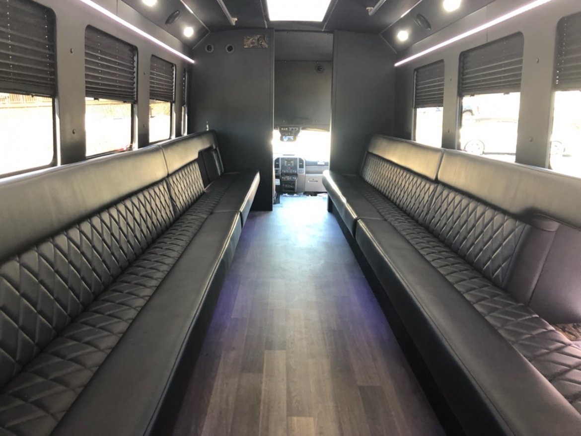 Limo Bus for Sale in Kingston, MA - Photo 7