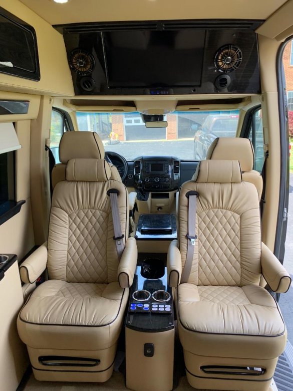 2016 Mercedes-Benz 3500 4X4 Sprinter for Sale in oaklyn, NJ - Photo 3