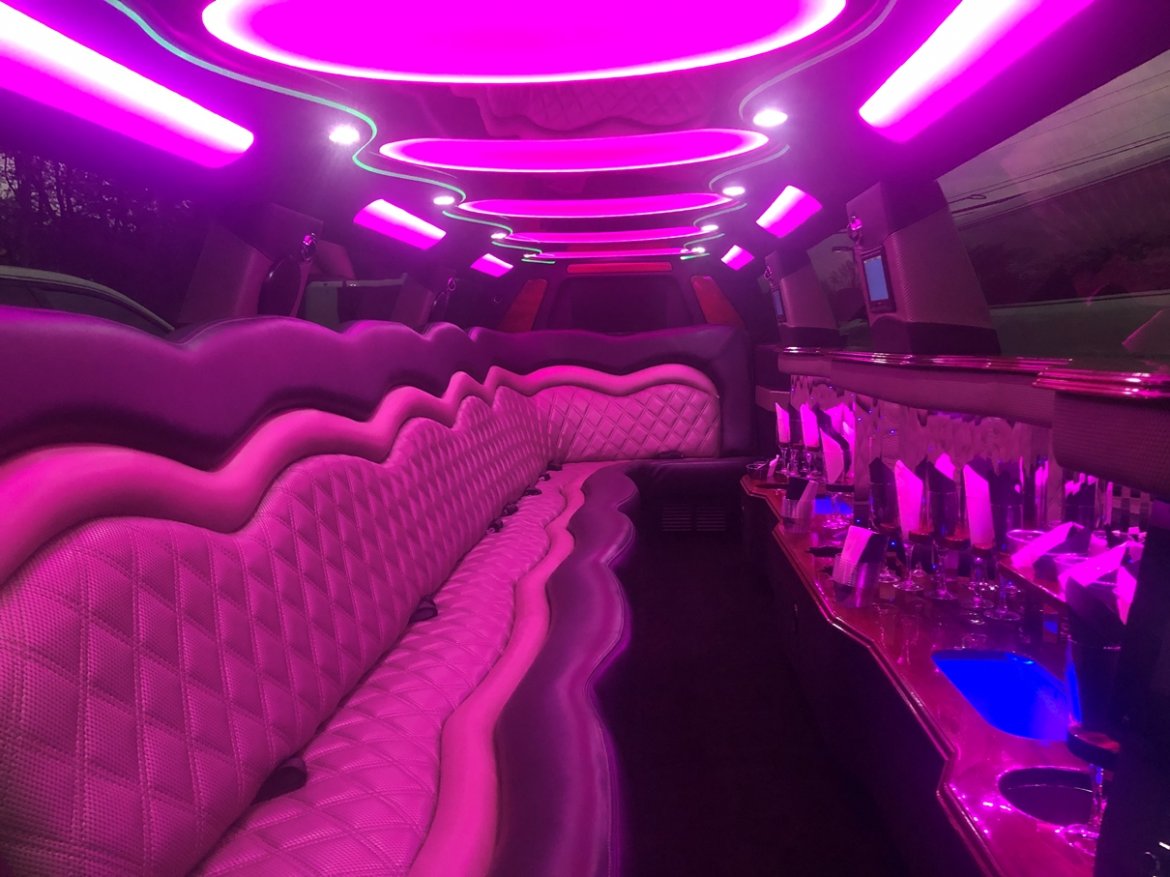 Limousine for Sale in Morganville, NJ - Photo 25