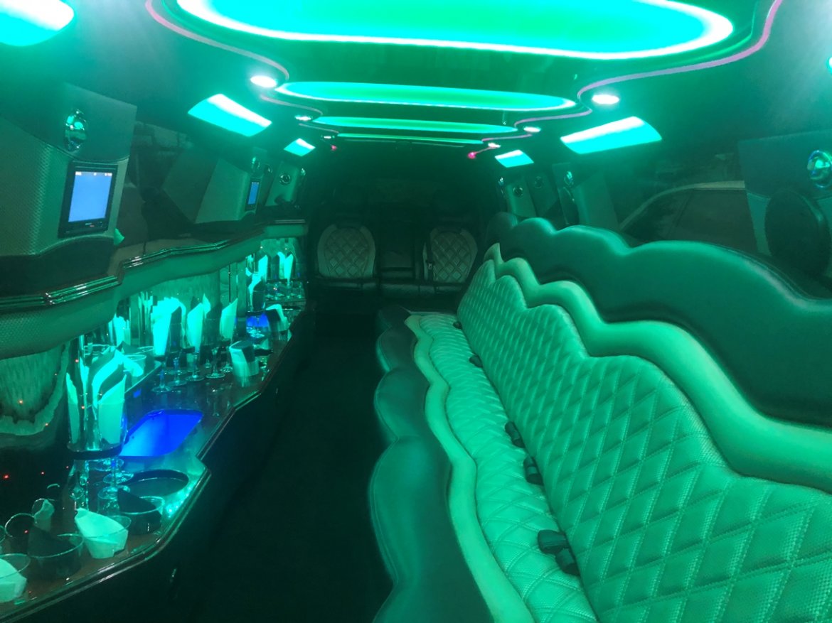 Limousine for Sale in Morganville, NJ - Photo 30