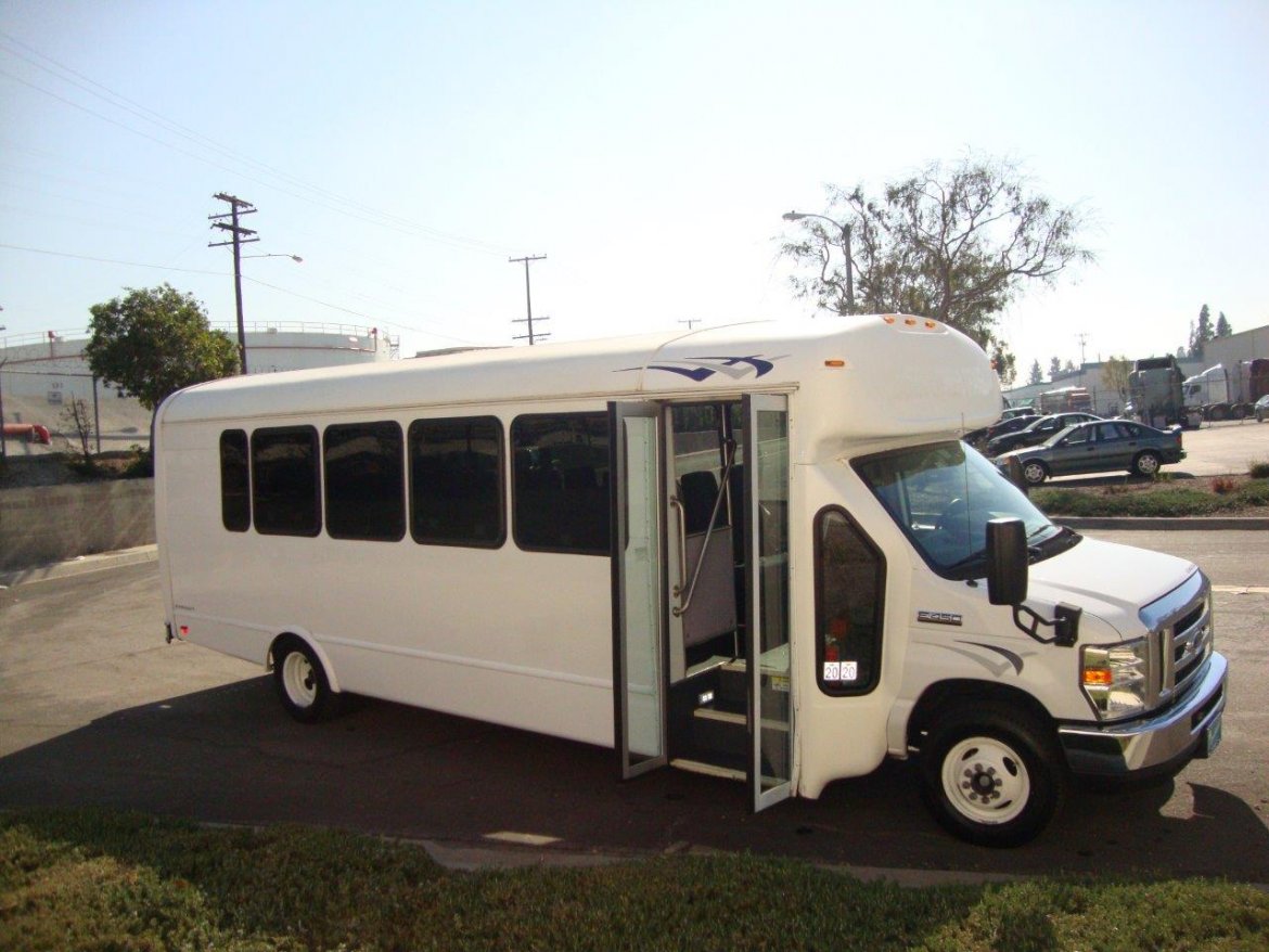Shuttle Bus for Sale in Carson, CA - Photo 11
