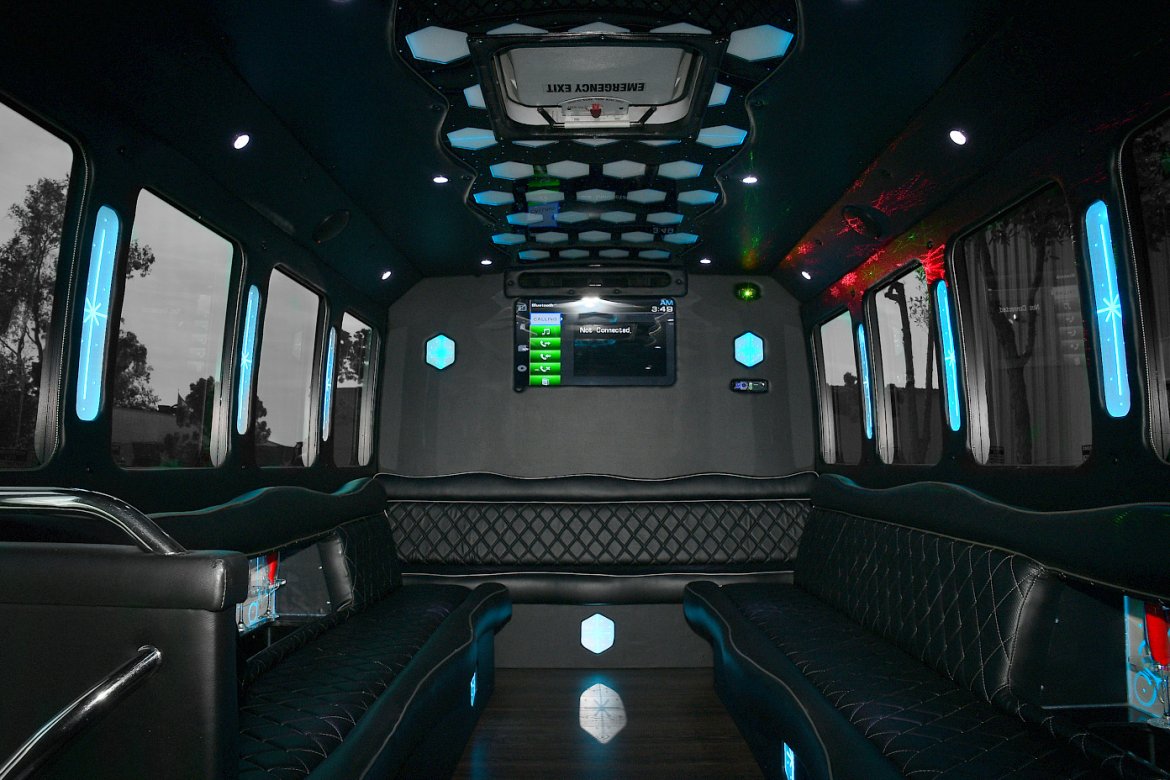 Limo Bus for Sale in Fontana, CA - Photo 13