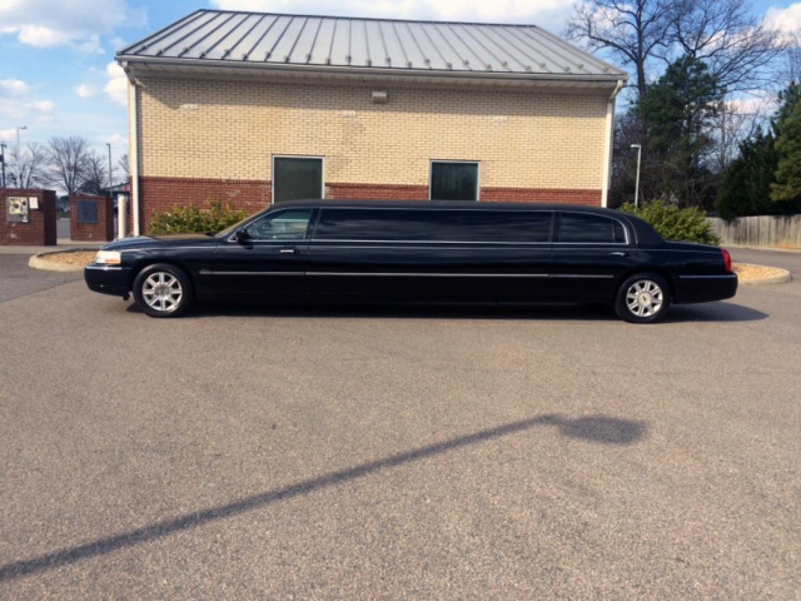 Photo of Limousine for sale: 2007 Lincoln Lincoln Tiffany 120&quot; by Tiffany