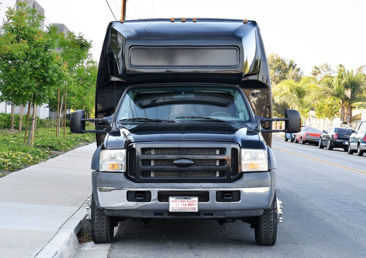 Limo Bus for Sale in Fontana, CA - Photo 7