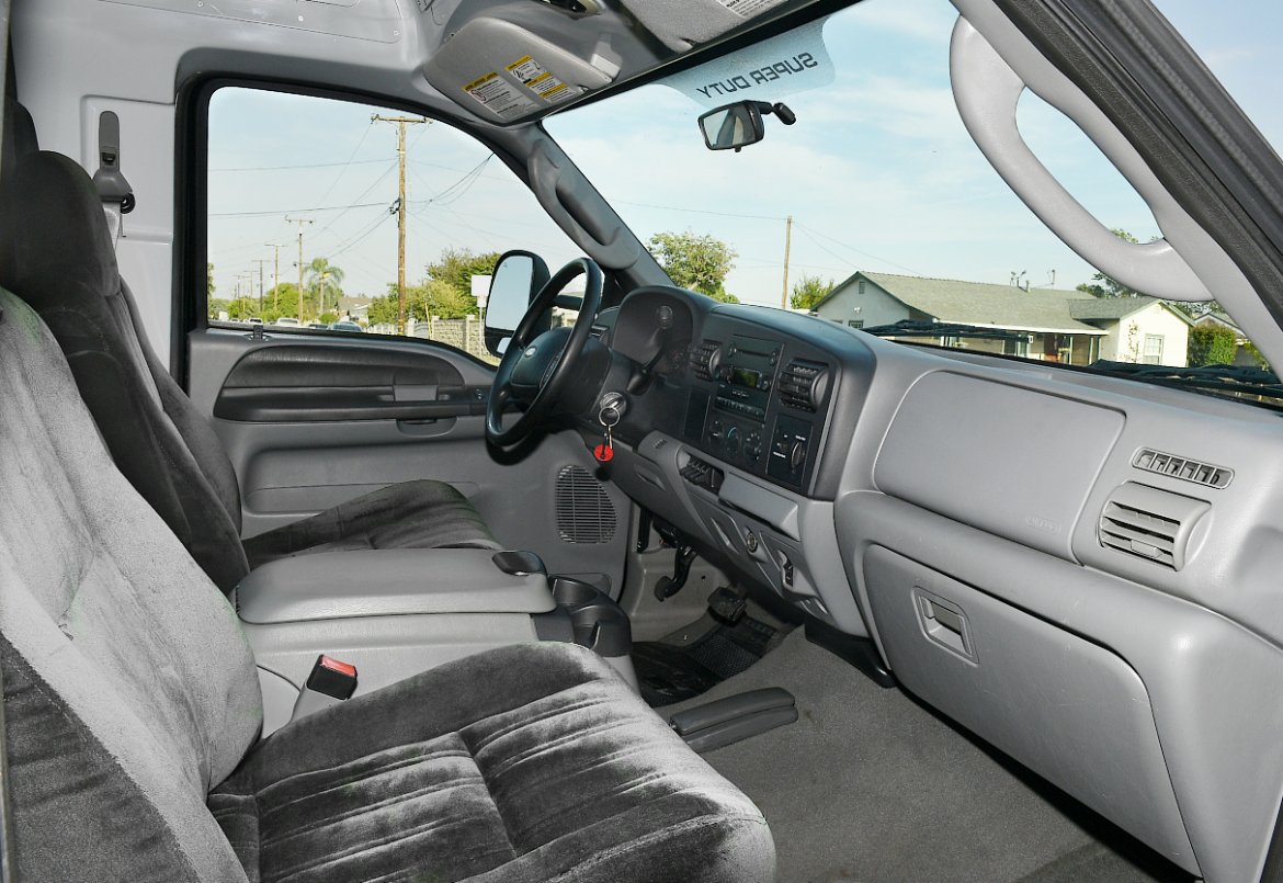 Limo Bus for Sale in Fontana, CA - Photo 9
