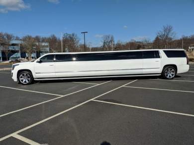 2015 Chevrolet Suburban SUV Stretch for Sale in Roseland, New Jersey, US - Photo 4