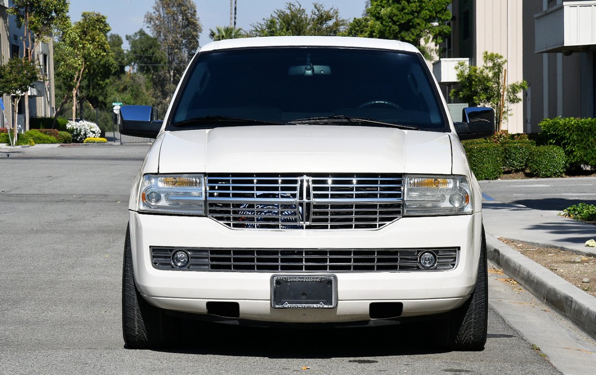 Limousine for Sale in Fontana, CA - Photo 4