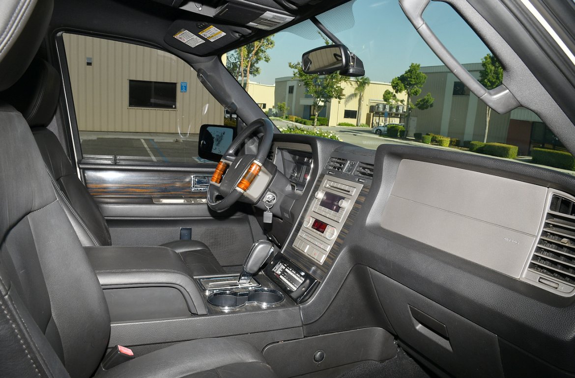 Limousine for Sale in Fontana, CA - Photo 10