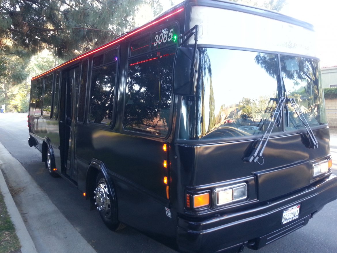 Limo Bus for Sale in Los Angeles, CA - Photo 13