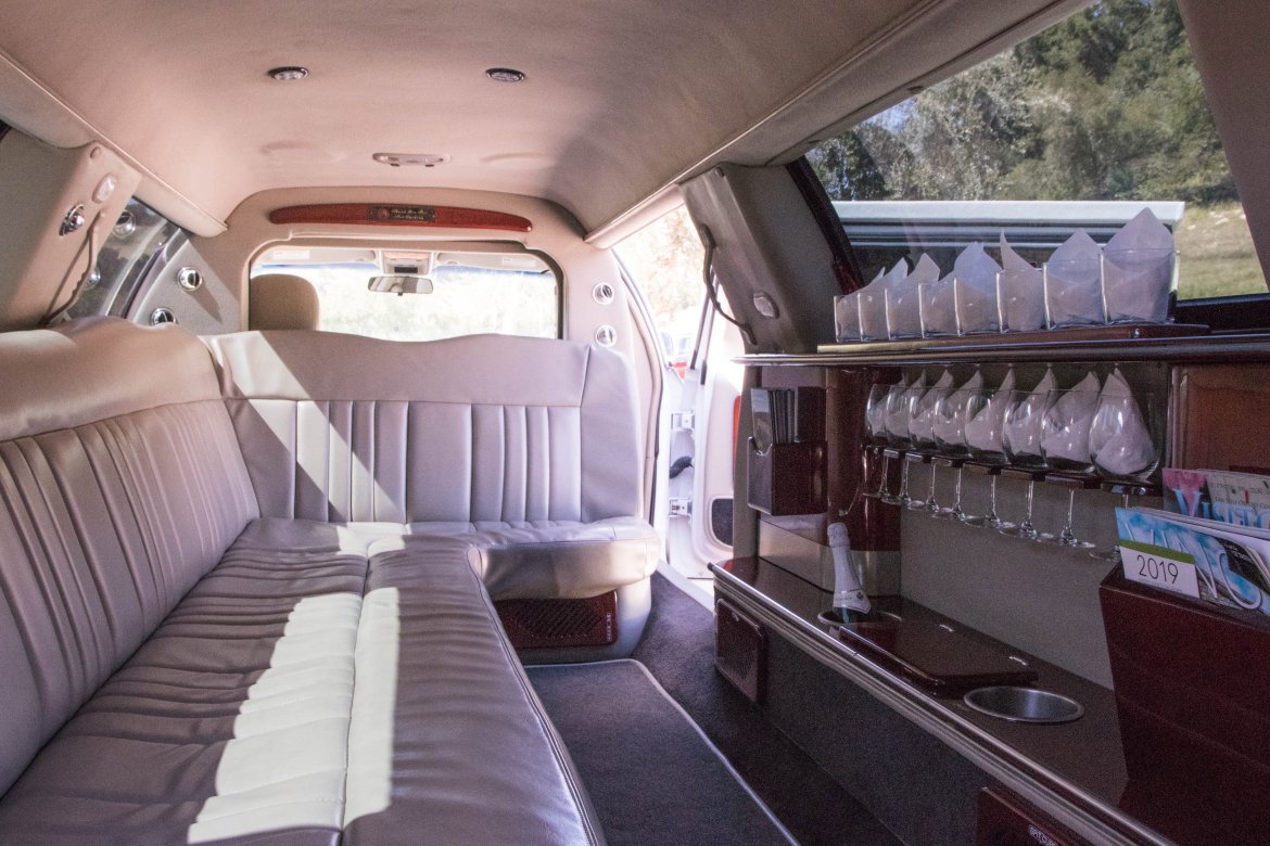 Limousine for Sale in Paso Robles, CA - Photo 6
